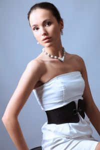 por-que-es-mas-facil-conquistar-chicas-comprometidas