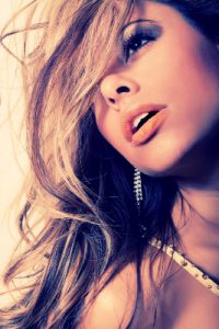 comodo-mujer-guapisima